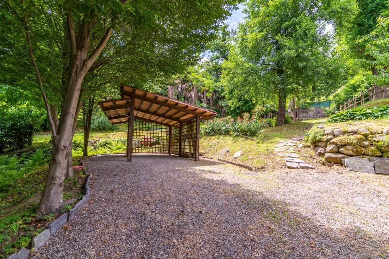 סטרסה La Dependance Immersa Nel Parco Della Villa Isabella מראה חיצוני תמונה